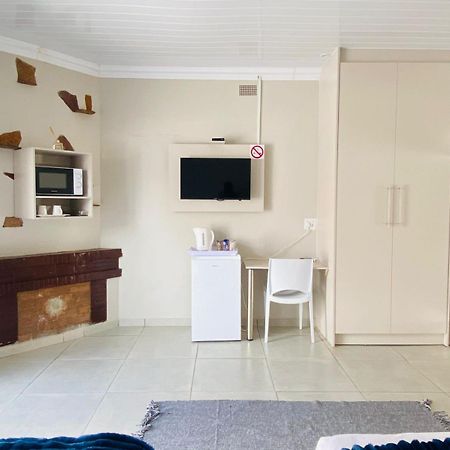 10 Tula Bed & Breakfast Welkom Bagian luar foto