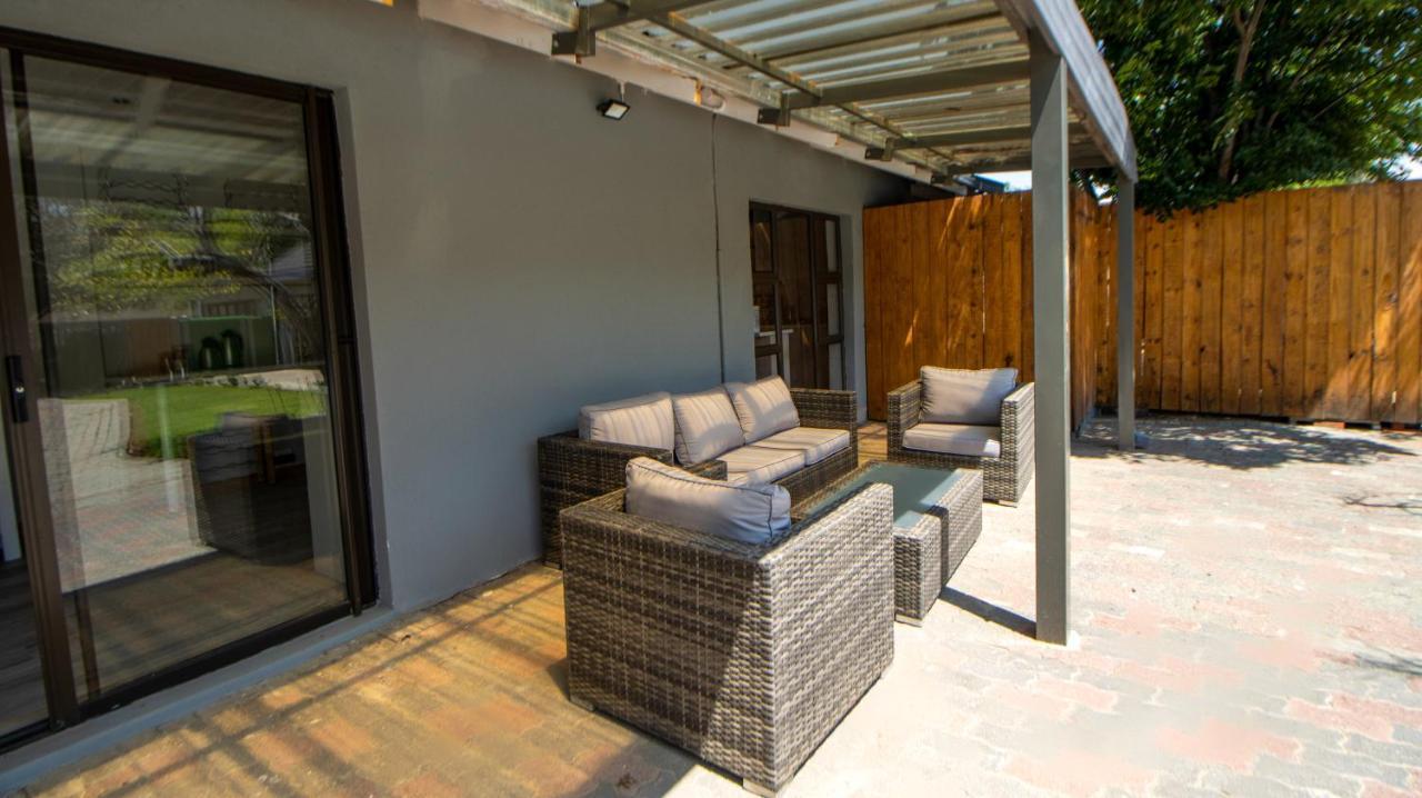 10 Tula Bed & Breakfast Welkom Bagian luar foto